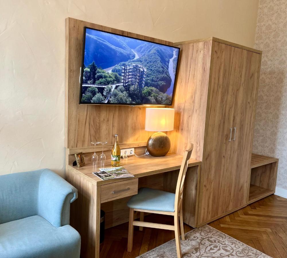 Hotel Stadtvilla Laux Merzig Exteriör bild