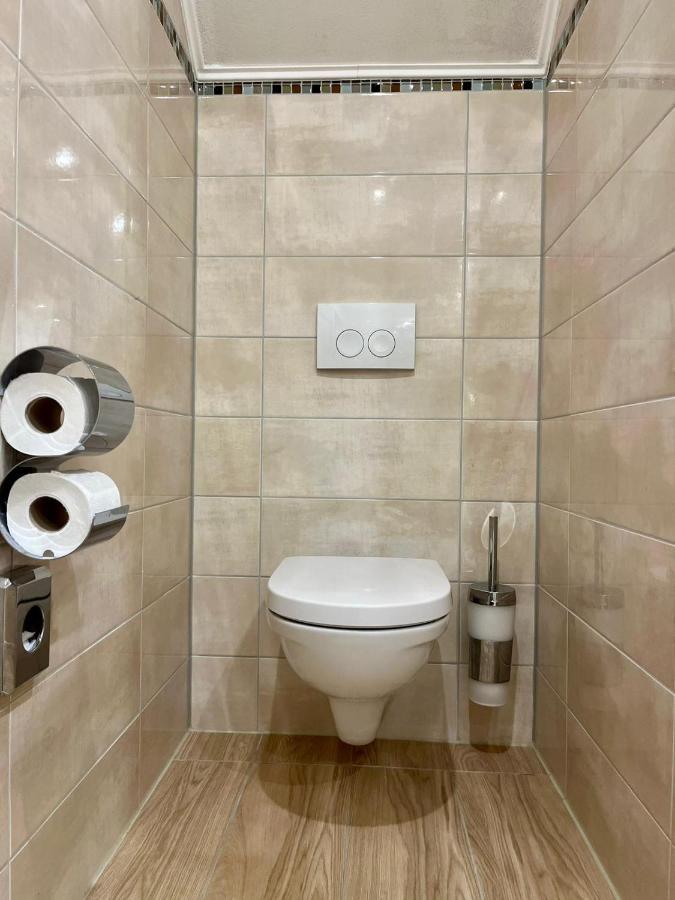 Hotel Stadtvilla Laux Merzig Exteriör bild